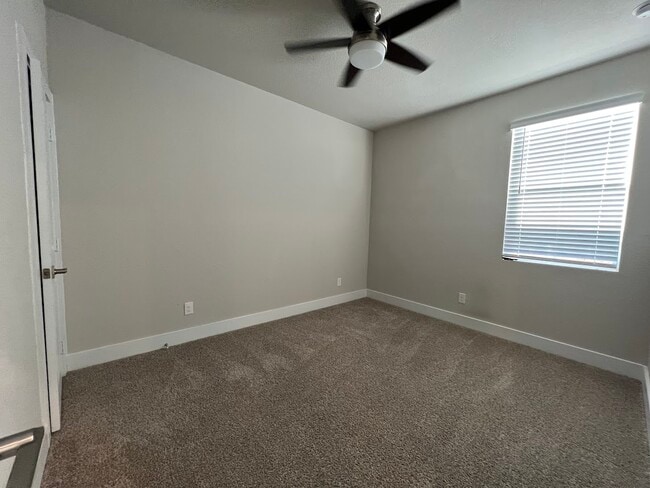 Building Photo - 8851 Oakland Rd