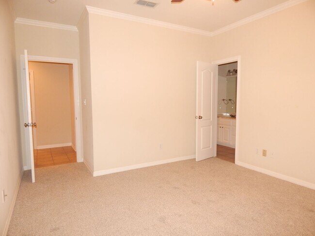 Building Photo - Coming Soon to South Tyler! Stunning 4 Bedroom, 2.5 Bath Home