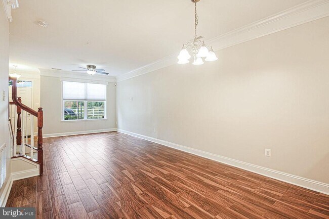 Building Photo - 5926 Talbot Dr