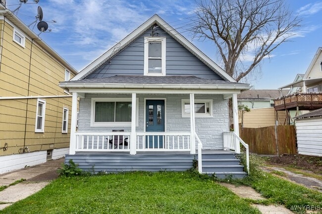 Primary Photo - 109 6th Ave