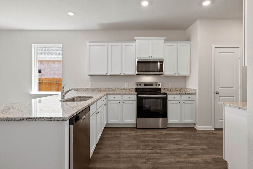 Building Photo - 7602 Tipton Meadow Way