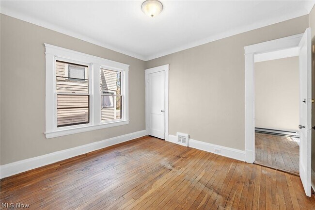 Building Photo - 1695 Glenmont Rd