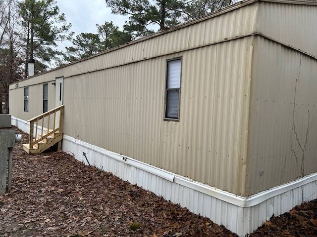 Building Photo - 45 White Oak Village