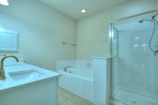 Building Photo - 1139 Glenwood Canyon Ln