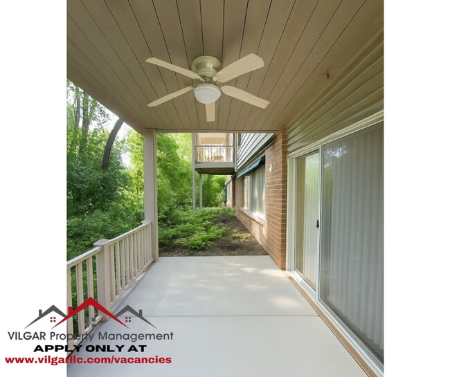 Building Photo - WOW Factor! 2BR/2BA Gem w/ Quartz Counters...