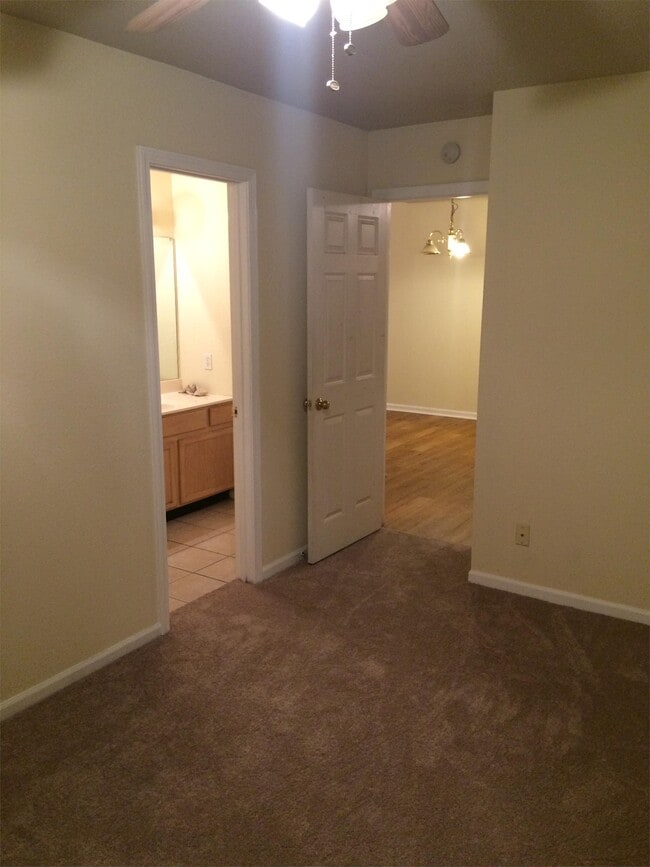 Building Photo - 4416 Derby Ridge Dr