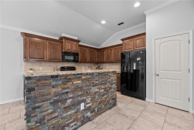 Building Photo - 1126 Fallow Ln