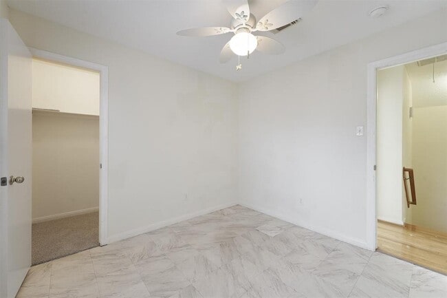 Building Photo - 16131 Canaridge Dr