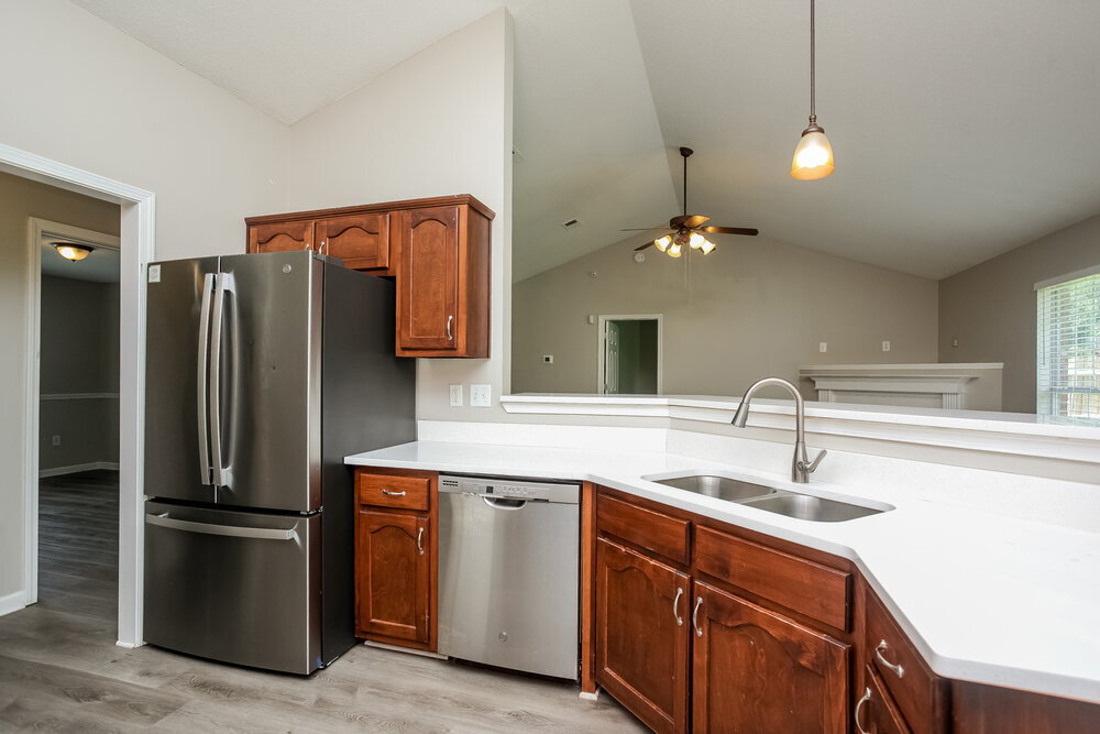 Building Photo - 1657 Madison Cove E