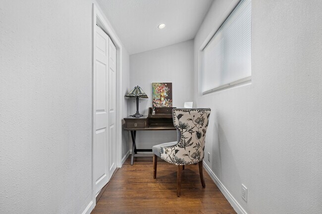 Building Photo - 1440 Veteran Ave