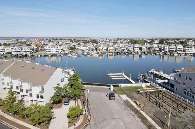 Building Photo - 100 Sheridan Square