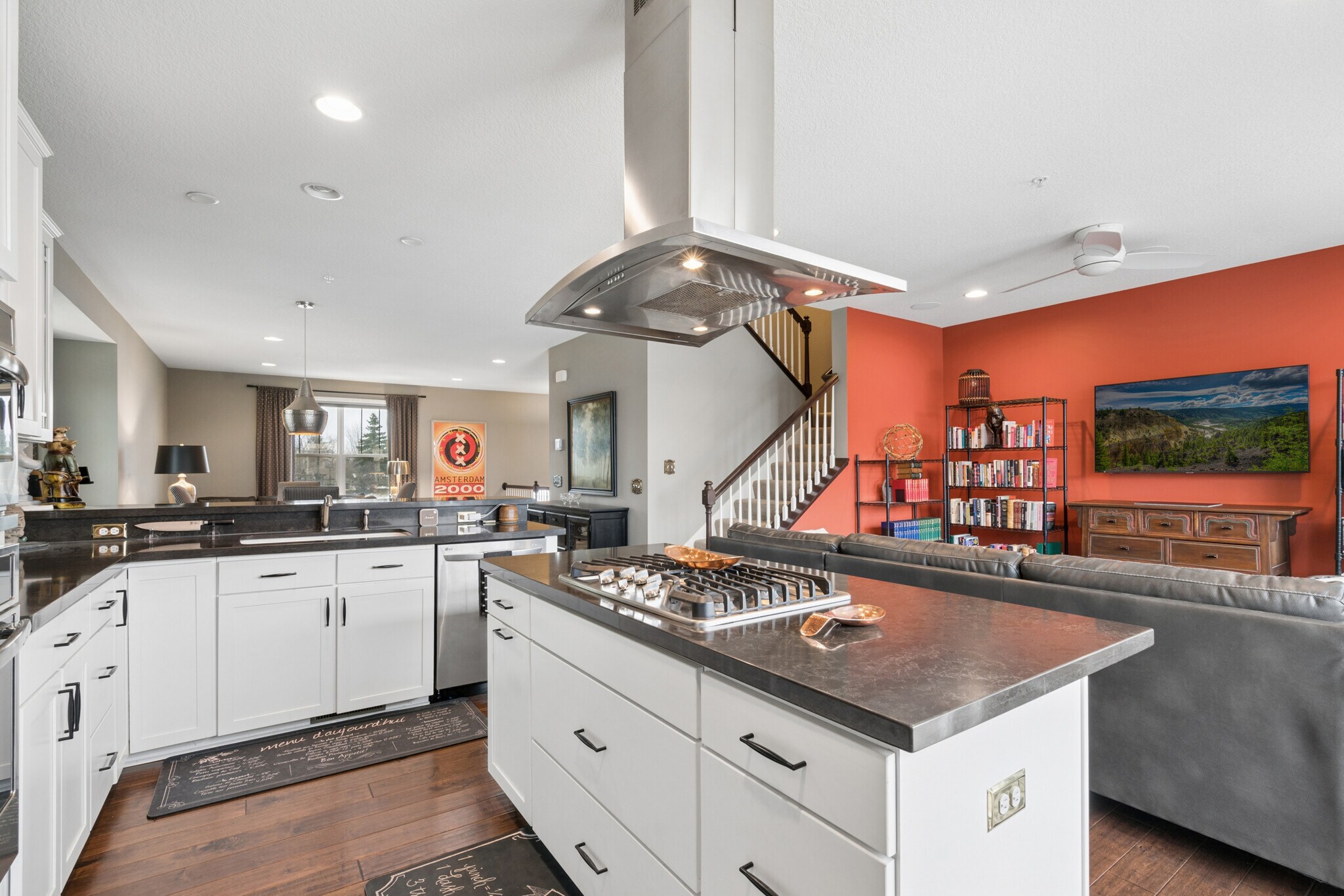 Building Photo - 8957 SW Village Loop