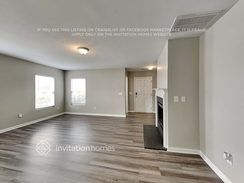 Building Photo - 1117 Tellis Dr