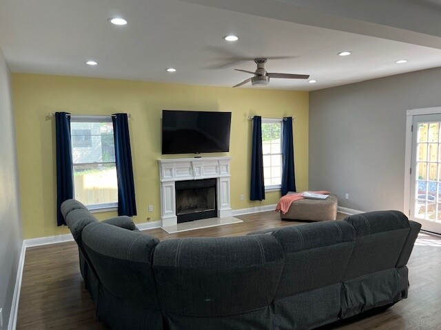 Lower level family room - 228 Doane St SW
