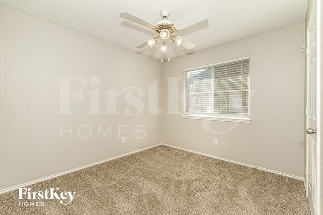 Building Photo - 3202 Morning Dove Ln