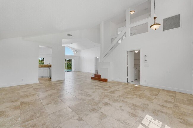 Building Photo - 4355 Leicester Ct