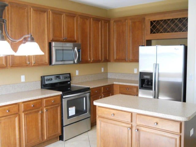 Building Photo - 1579 Newhaven Point Ln