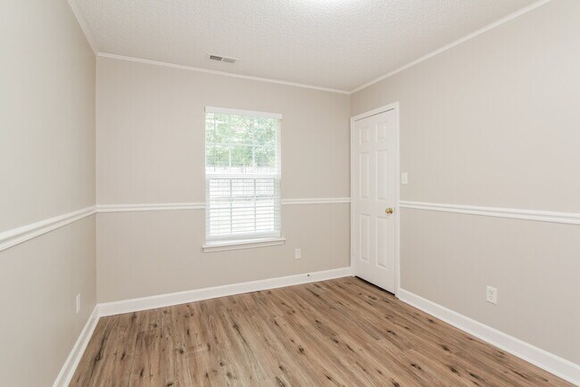 Building Photo - 4733 Aldersbrook Dr