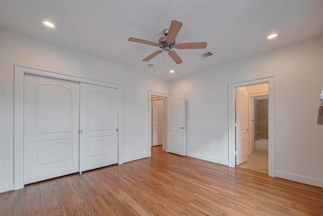 Building Photo - 5338 Fayette St