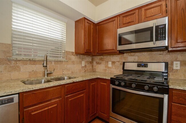 Building Photo - 14319 Whitlock Dr