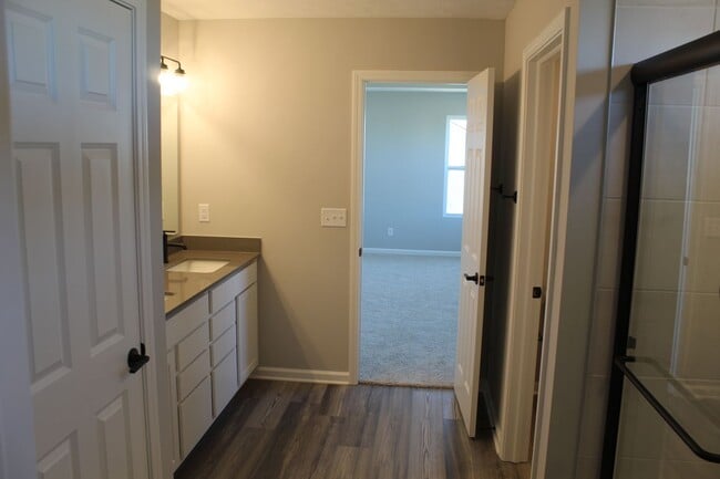 Building Photo - Spacious 4 BR in Brownsburg!