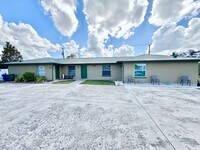 Building Photo - PIKUS (5328 24th Ave SW)