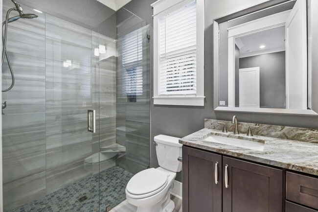 Building Photo - 1717 Double Oak Trl