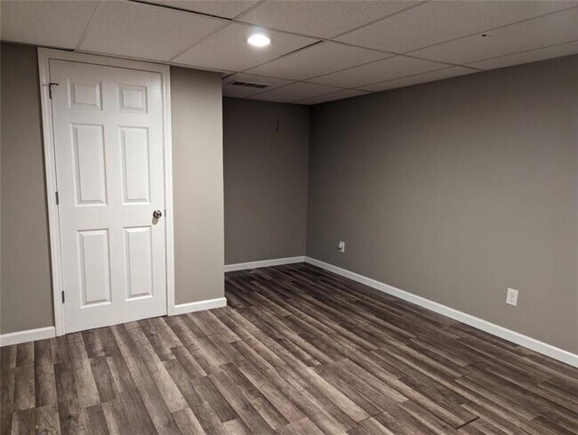 Building Photo - 4188 Azalea Ct