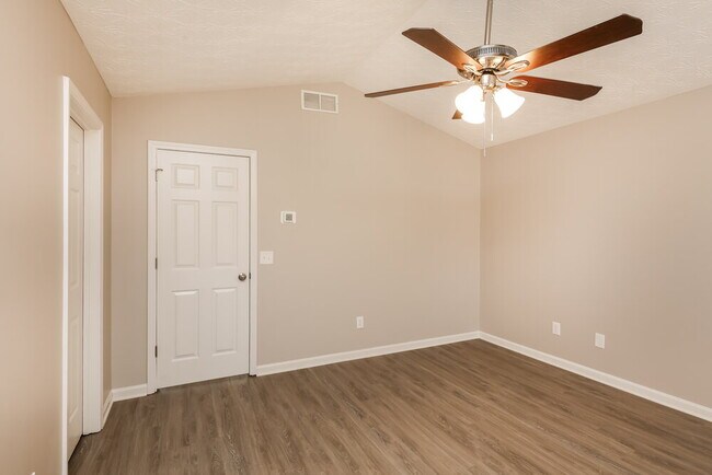 Building Photo - 1243 Blazing Ridge W SW