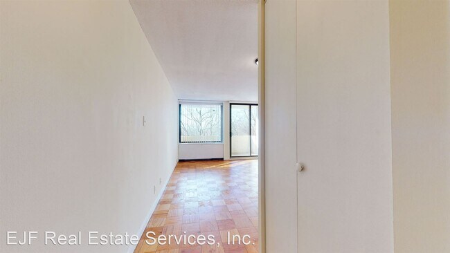 Building Photo - 429 N St SW