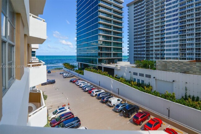 Building Photo - 1980 S Ocean Dr