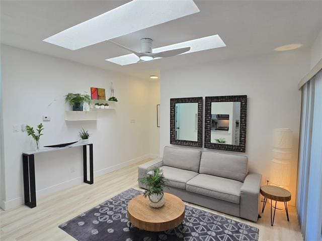 Building Photo - 7126 Holly Hill Dr