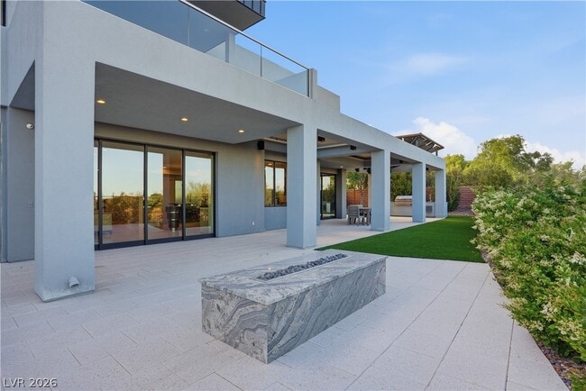 Building Photo - 98 Sun Glow Ln