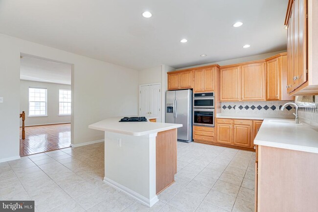 Building Photo - 12587 Birkdale Way