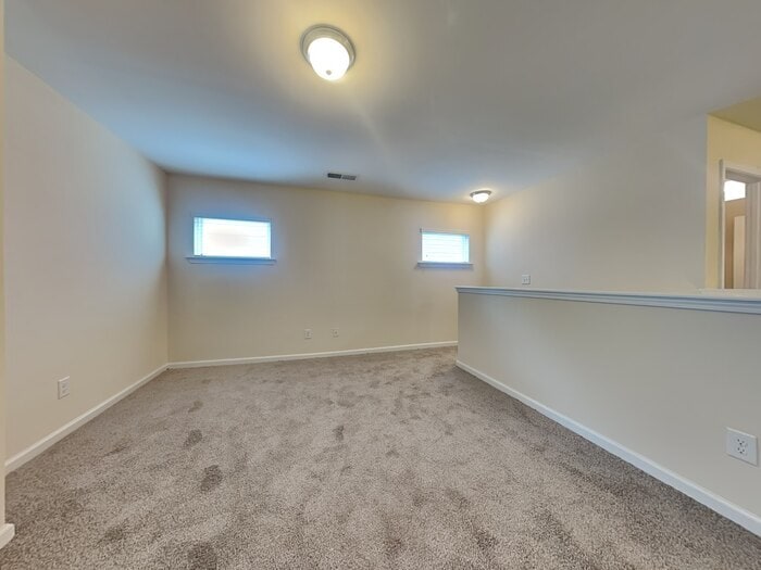 Building Photo - 394 Eagle Feather Loop
