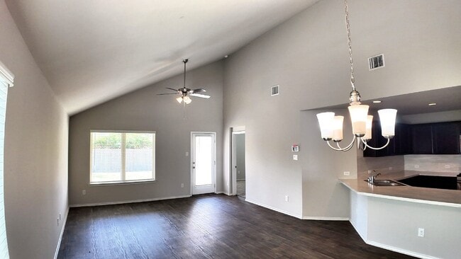 Building Photo - 15414 Rancho Plata Dr