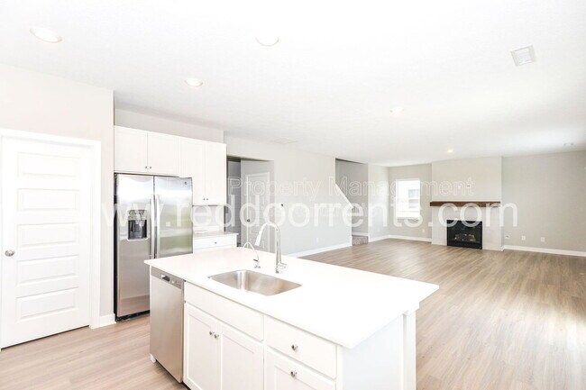 Building Photo - 7356 Parkstay Ln