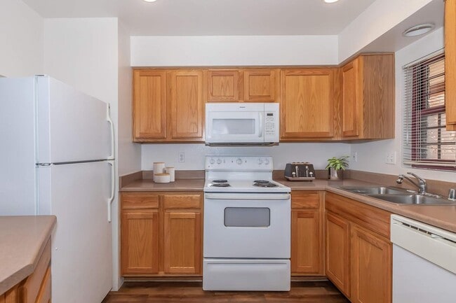 Interior Photo - La Cascada II Apartments