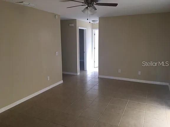 Building Photo - 330 Colonade Ct