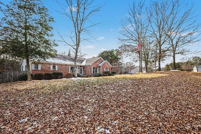 Building Photo - 1760 Jacobs Way