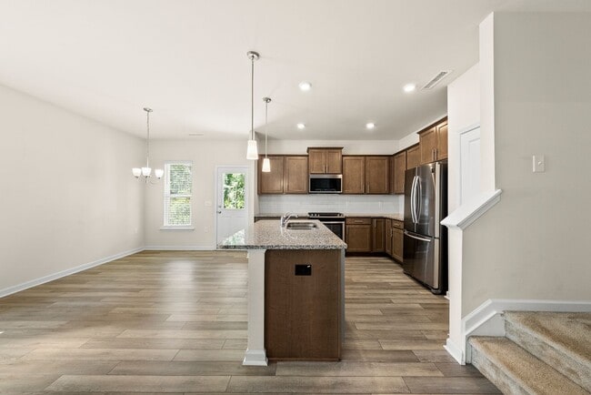 Building Photo - 82 Whitesell Way