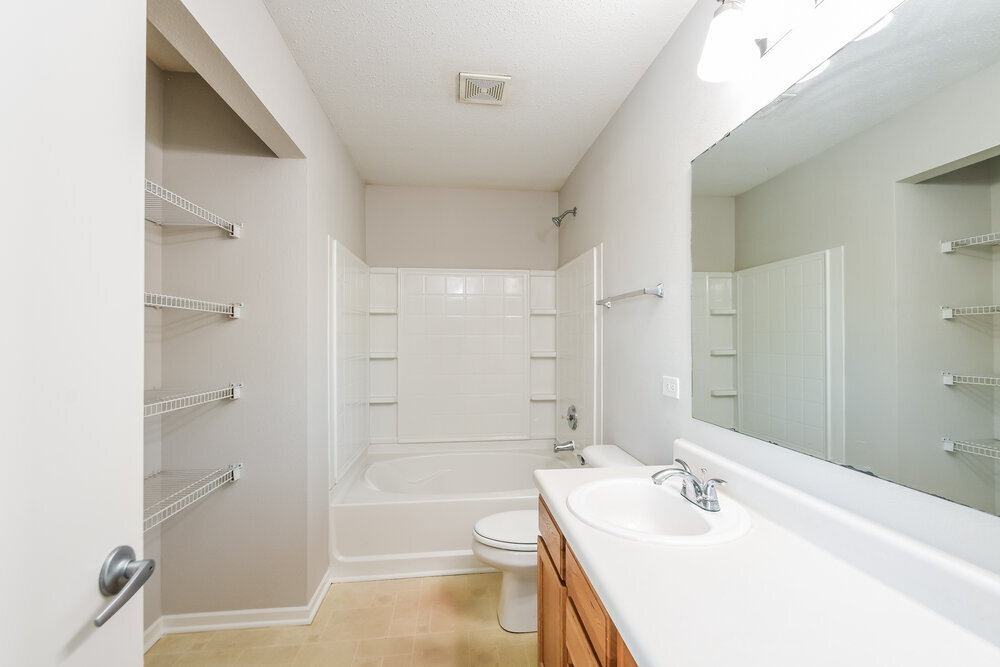 Building Photo - 10916 Firefly Ct