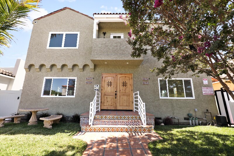 Building Photo - 5232 W 20th St