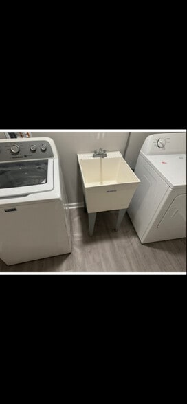 Building Photo - 4115 23rd Pl