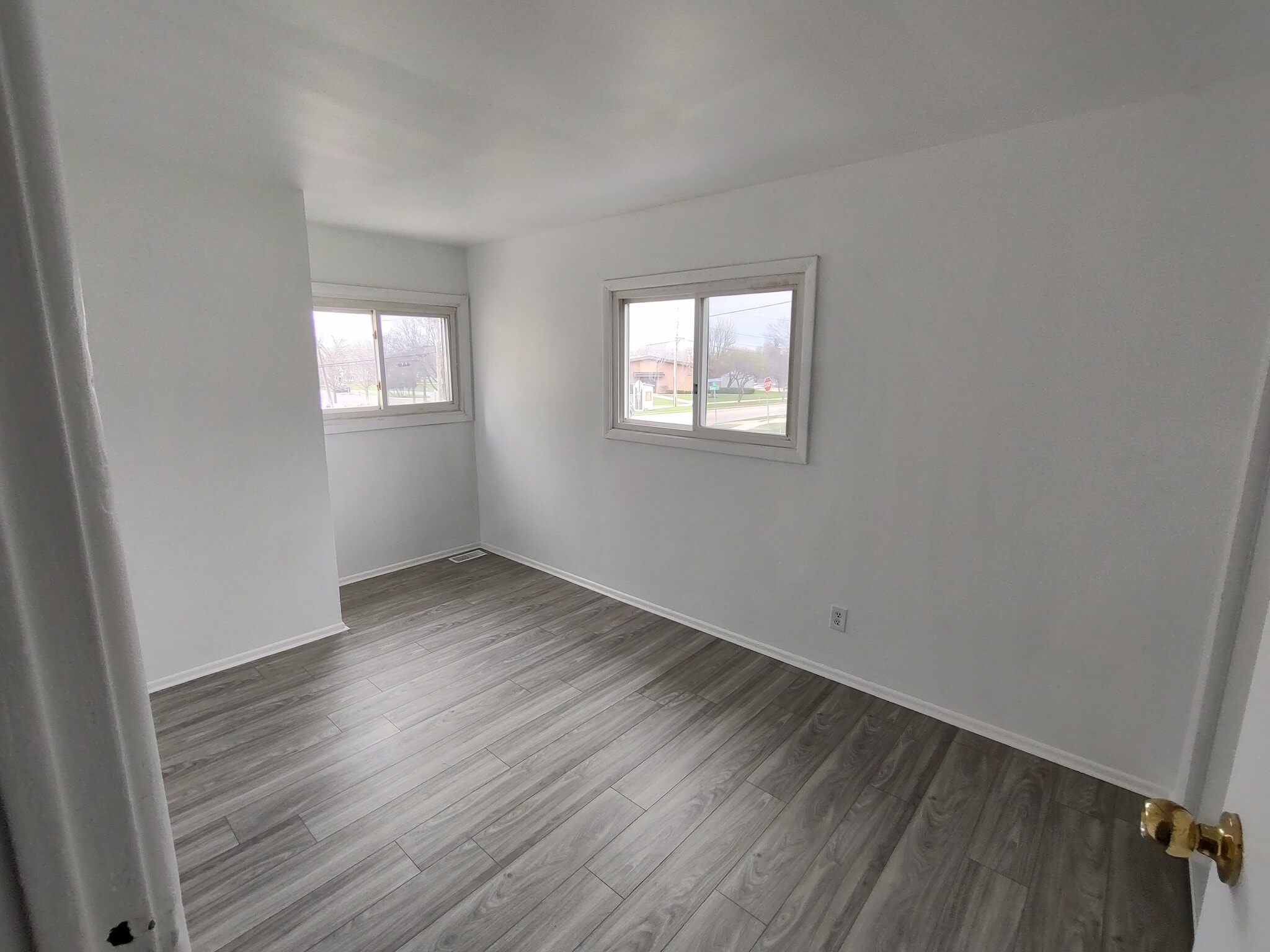 Building Photo - 161 N Ohio St