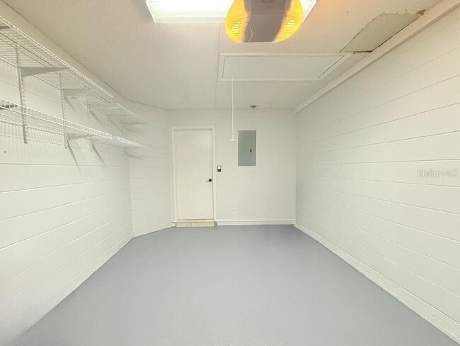 Building Photo - 109 Lakepointe Cir