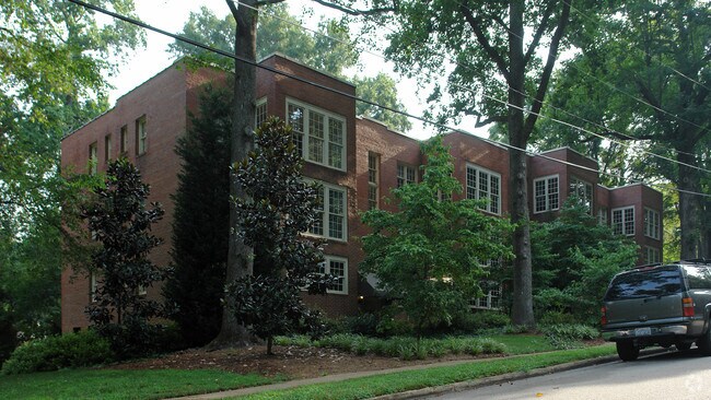 Primary Photo - Willowwood Apartments