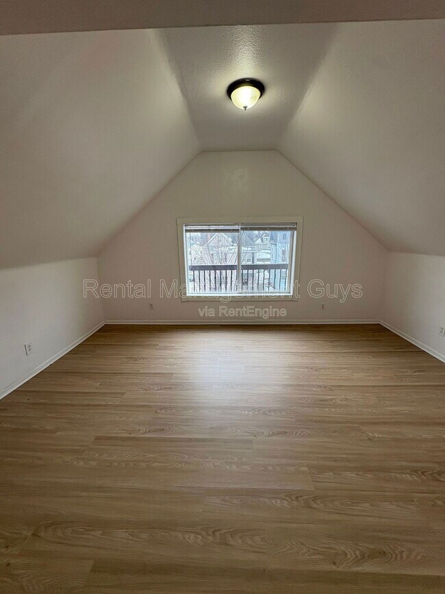 Building Photo - 793 Selby Ave