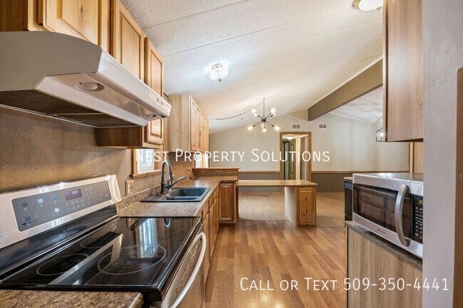 Building Photo - 16388 Rd I NE