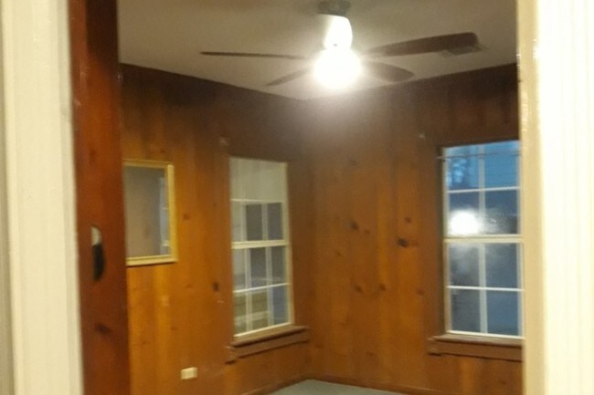 Office/Bedroom 3 - 2021 Santa Rosa St